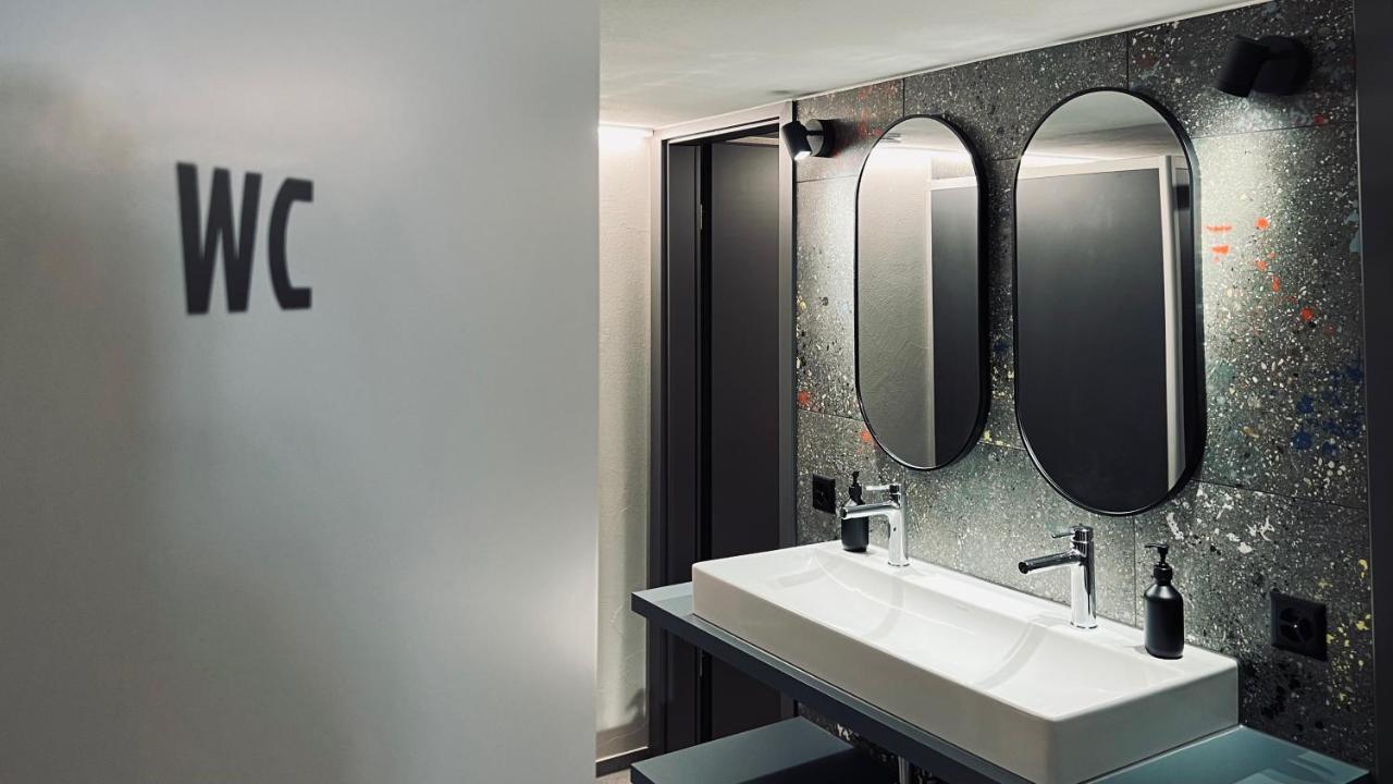Hotel Alpina Einhorn - Self-Check-In 沃尔芬希森 外观 照片